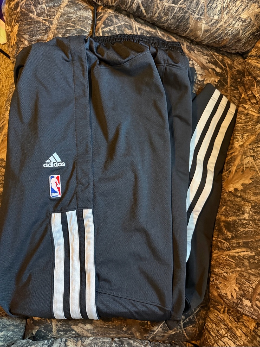 adidas Black San Antonio Spurs NBA players Track Pants with grey  Stripes